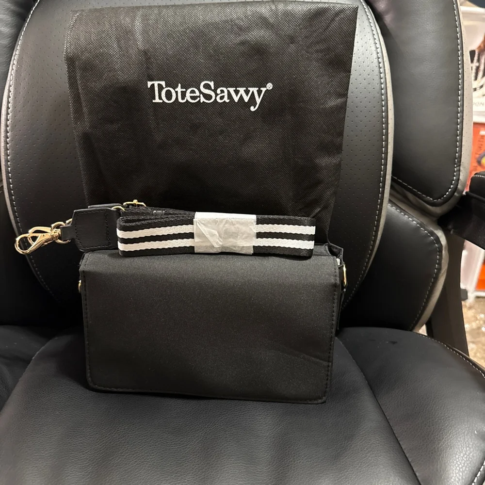 ToteSavvy Diaper Tote for Dads On the Go - Picture 1 of 10